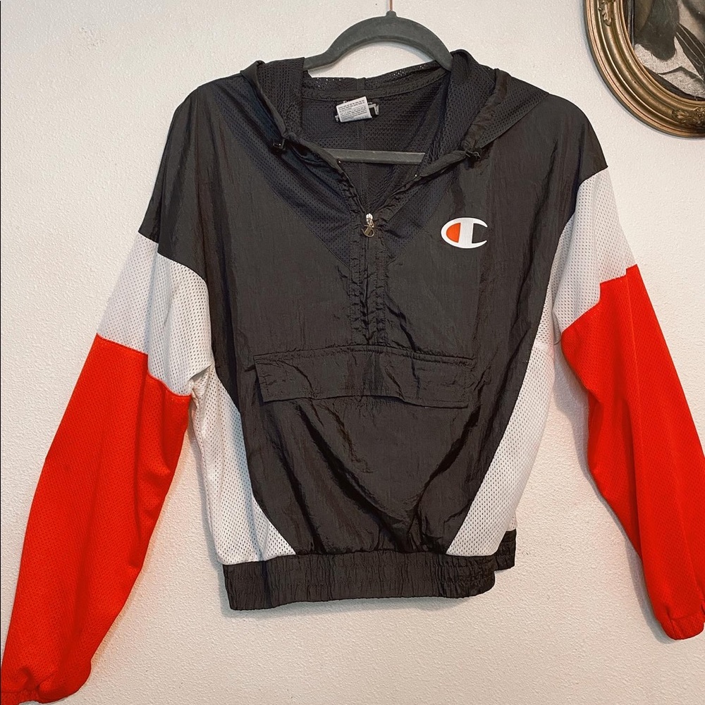 Champion Windbreaker Size M